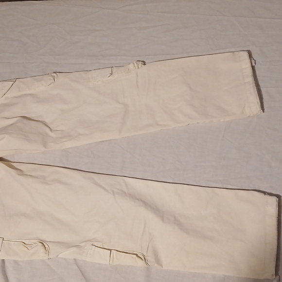 EUC LoveGen Cream Cargo Pants croppable Ankle Size 3/27 like New - Picture 7 of 8